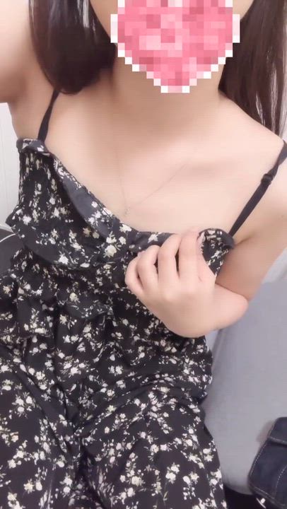 ポロリ…？