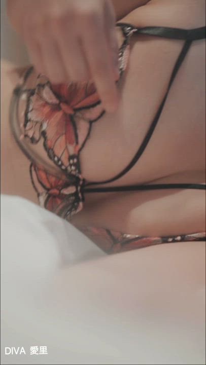 蝶々が見える？