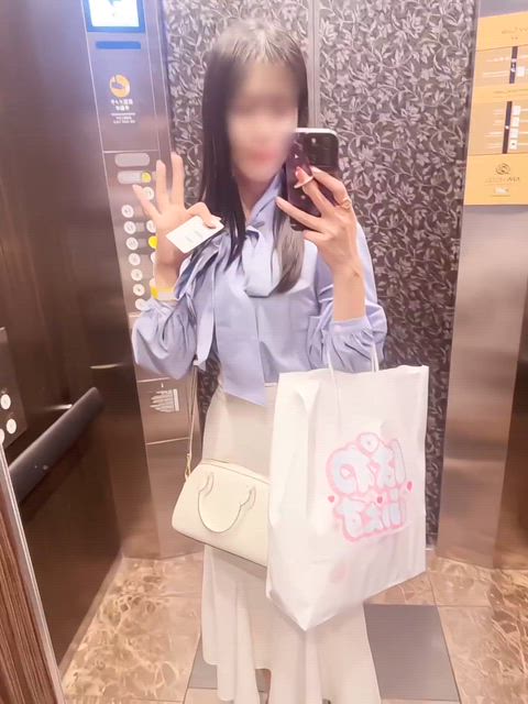 この後22:00に、あの場所で。