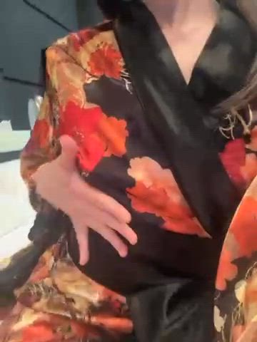 春眠暁を覚えず、動画