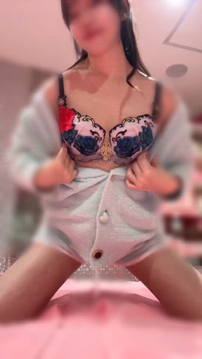 お洋服を脱がすの