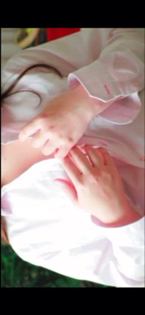 ジェルを使ったヌルヌルマッサージを得意にしています。