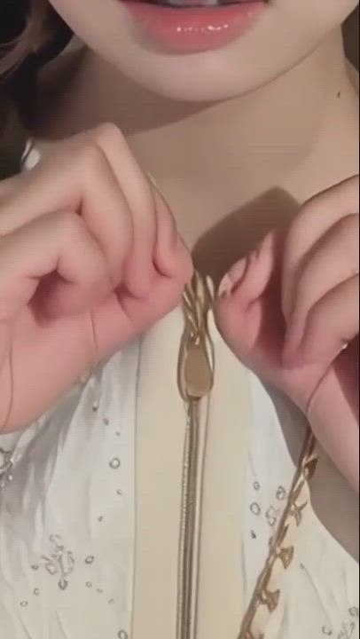 ちらっ👀💗