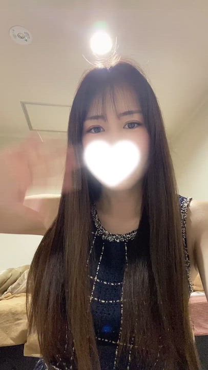 チラ見え