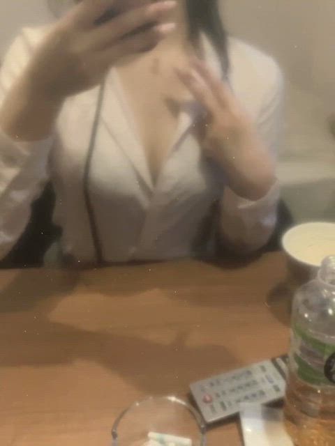 みいな